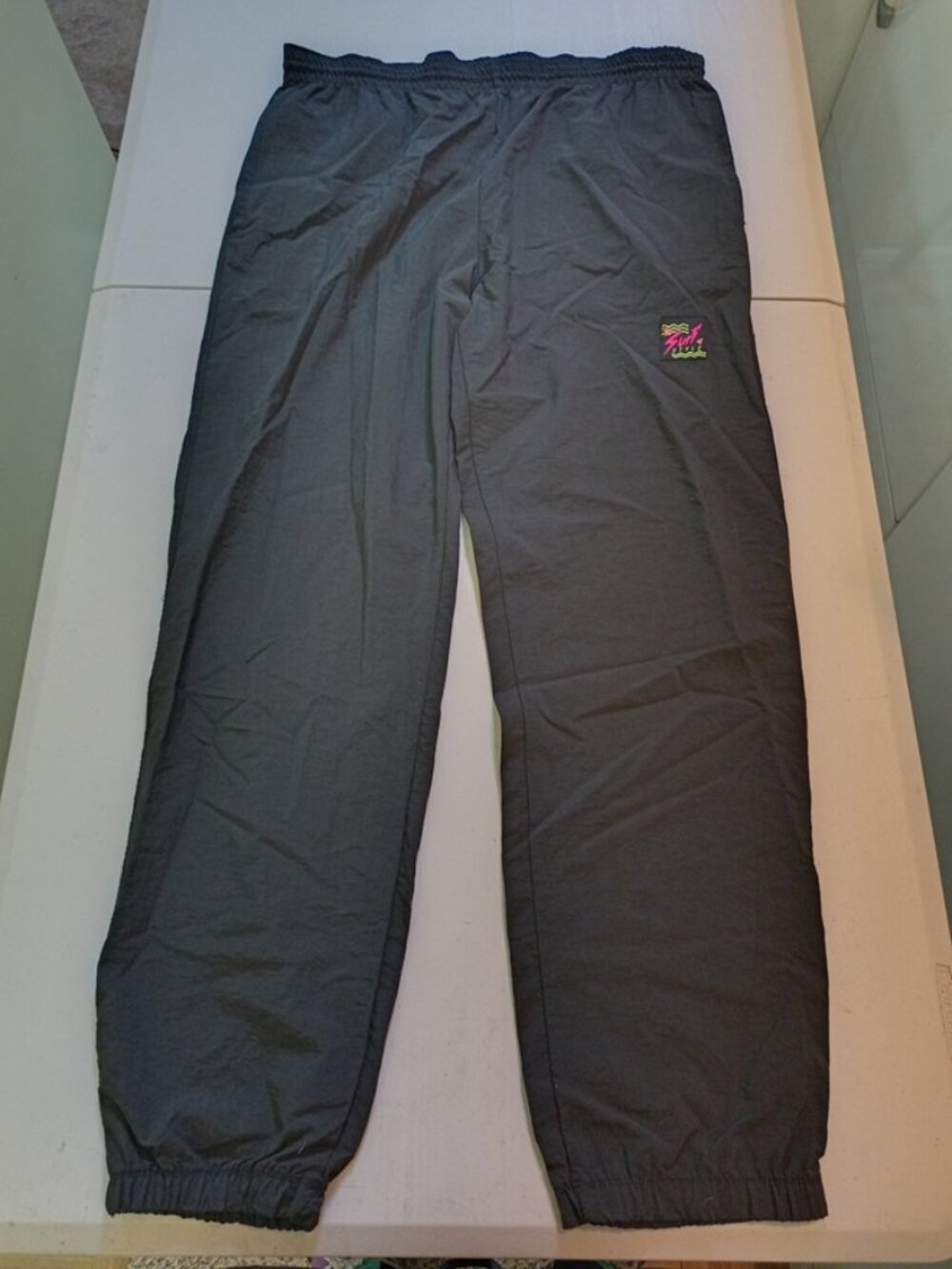 Vintage 90’s Surf Style Jogger Cuffed Windbreaker Track Pants Size Medium Black